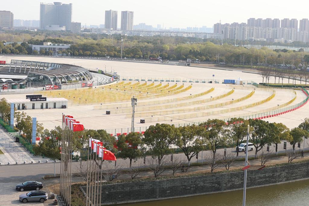 爱游戏APP-F1中国大奖赛预计有23万人次现场观赛，警方：视人流量开展波次放行